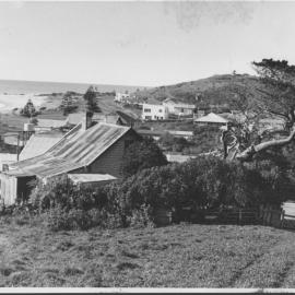 Pilot House and Mt Drury c 1950s