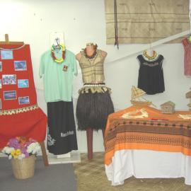 ARCH Te PUke  2011Kiribati exhibit03