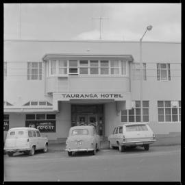 Tauranga Hotel, Tauranga Waterfront