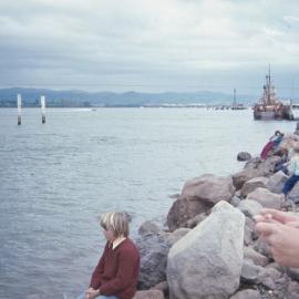 Boat racing from causeway