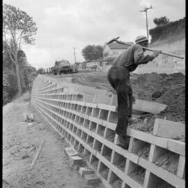 Reconstruction of Devonport Rd