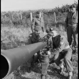Hauraki Regiment exercise
