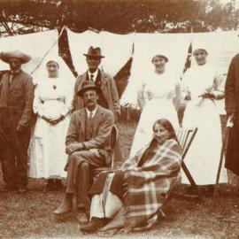 1918 Influenza Pandemic: Outside the 'Hall Hospital' (Katikati)
