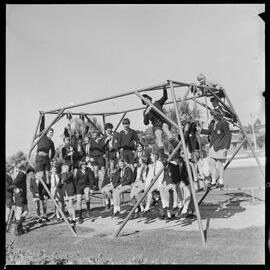 Thames College students,  Memorial Park 