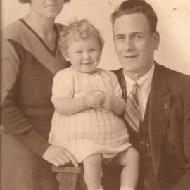 Aaron and Doris 1934 and Iris