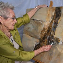 Painter Doreen McNeill at work (2013)