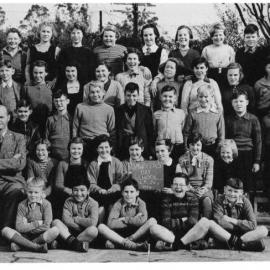 Sawyers Bay School 1954