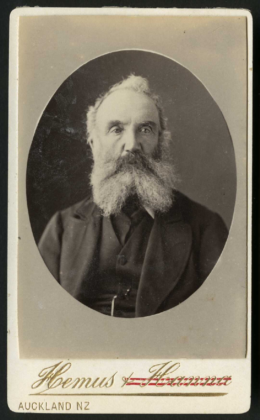 Alexander Turnbull Library: Ref PA2-0858. Hemus & Hanna (Auckland) fl 1879-1882 :Portrait of Capt Tunks, Tawanai