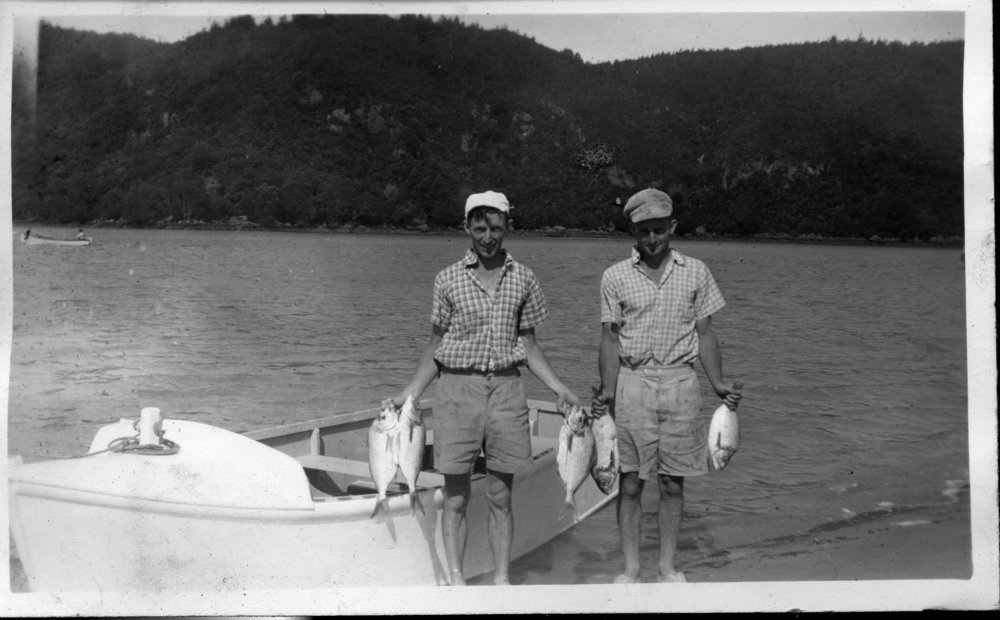 Jack Allen & Fred Johnson at Whangamatā
Te Ao Mārama - Tauranga City Libraries Photo 14-0492
