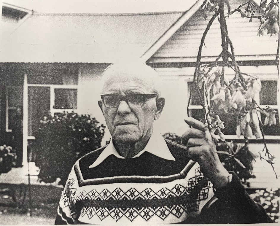 Bill Denniston stands outside his house on Monmouth Street in 1987.  (Timescan, 15 September 1987)