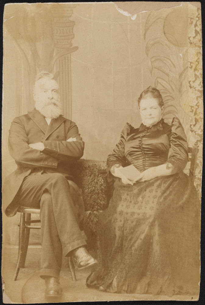 John and Hannah Mary Chadwick c. 1870-1889. From Auckland Libraries Heritage Collections 1656-035. 