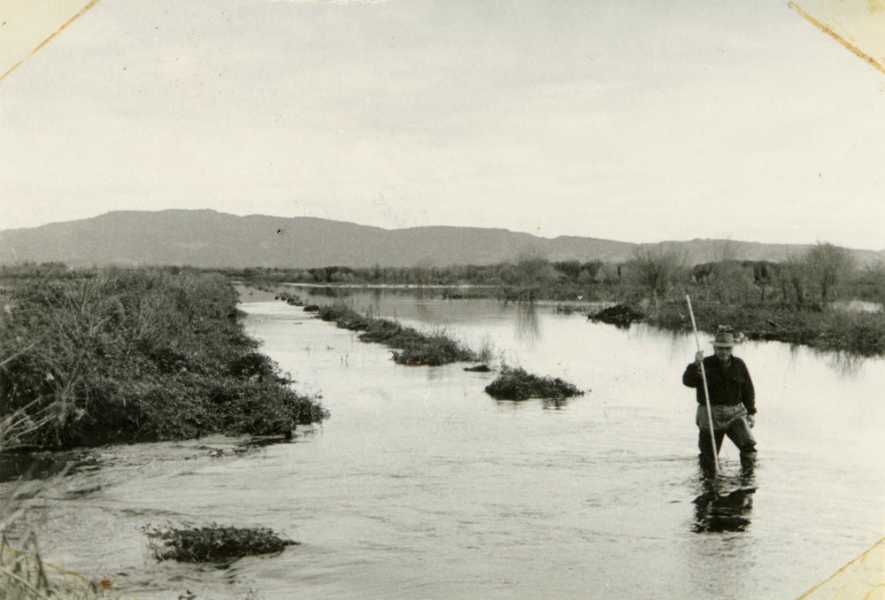 Kaituna Cut, 6 Jun 1956.
Te Ao Mārama - Tauranga City Libraries Photo 06-055