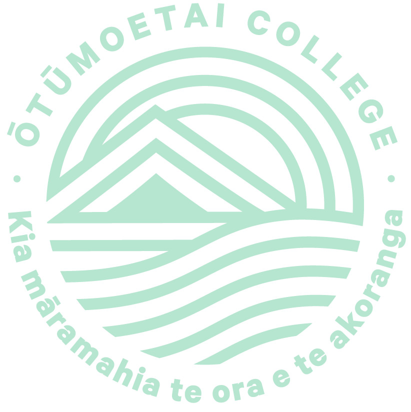 Ōtūmoetai College logo, 2025