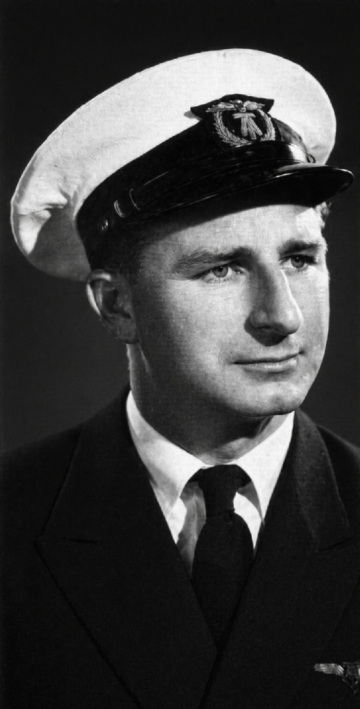 Keesing, Douglas Walter Grove, 1917-2000 (Person)