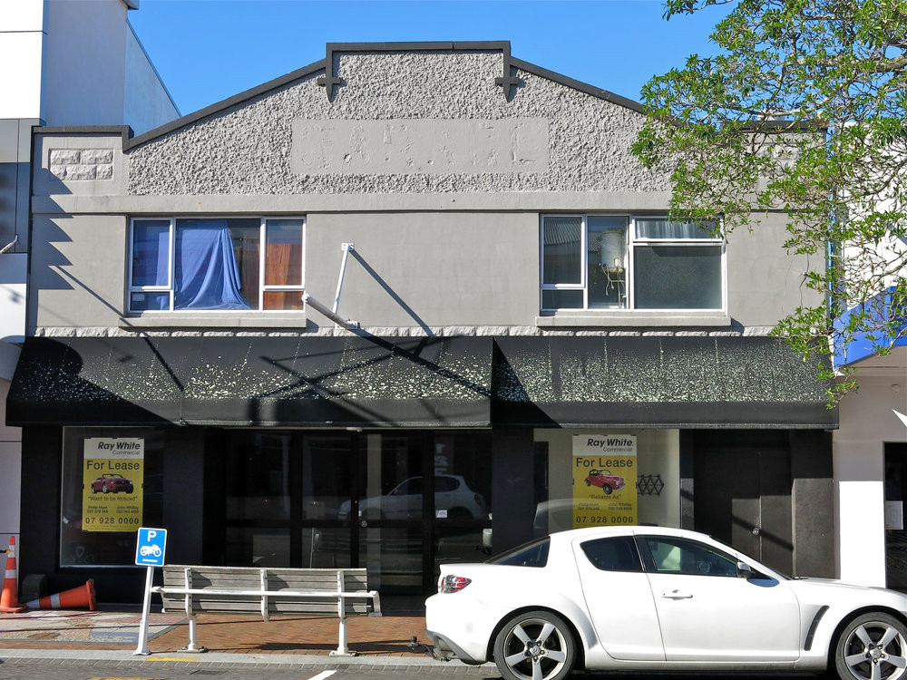 Former Forbes Garage, 1926-2020 (Place)