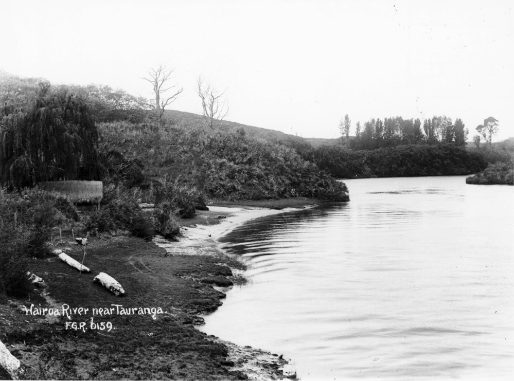 Wairoa River photographed by  F G Radcliffe c 1918.
Te Ao Mārama - Tauranga City Libraries Photo 03-241