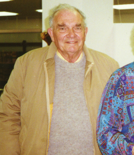 Alan Bellamy during the 20th Anniversary of Tauranga City Libraries Archives (1996)
Part of Photo 00-319