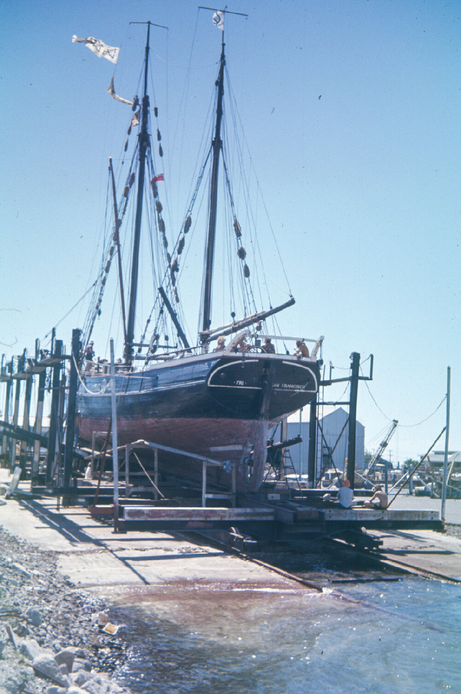 Ms 105/2/1/25 - Fri on slip, Sulphur Point