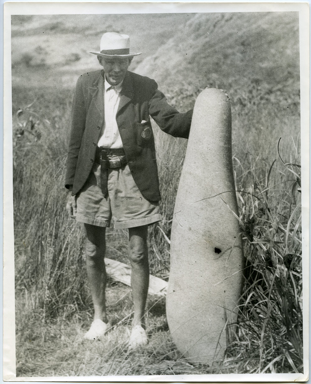 Bernard Sladden and mauri at Ahuahu (Great Mercury Island) - Ms 33/5/1
